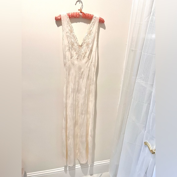 Antique C1900s ‘City of Paris’ San Francisco L’Elegance Silk night slip gown - Picture 12 of 16